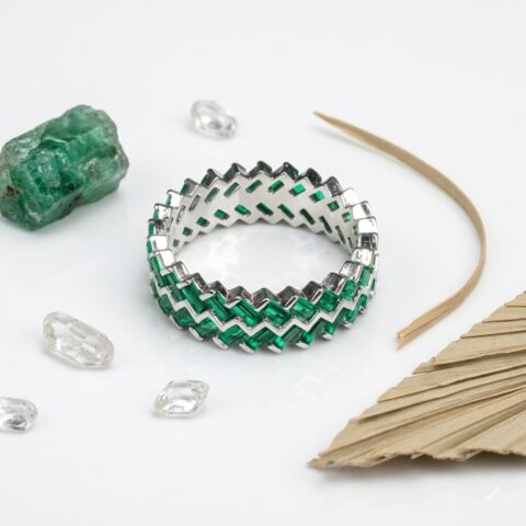 PREMIUM 925 SILVER EMRALD STONE BAND RING - SIZE 16