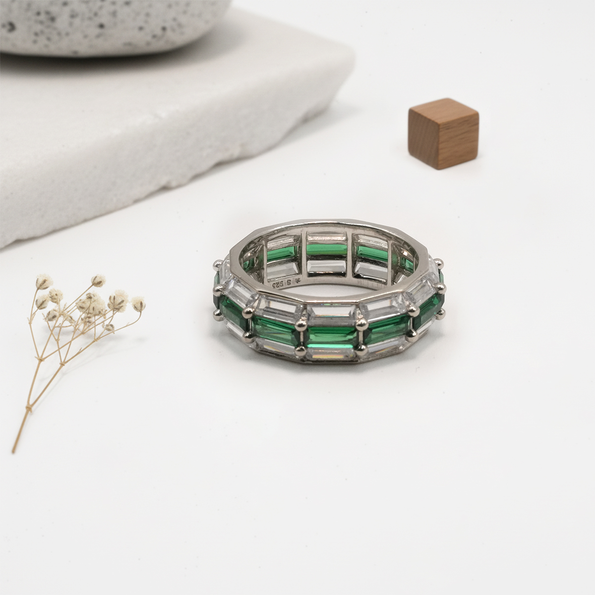 PREMIUM 925 SILVER GREEN STONE EXCLUSIVE BUGGATE STONE RING - SIZE 12 - Image 3