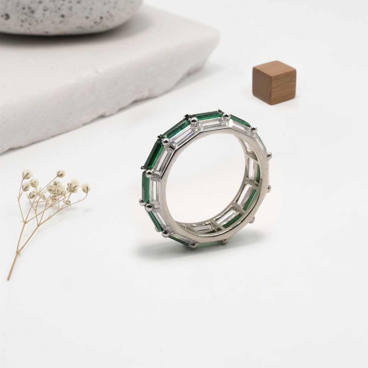 PREMIUM 925 SILVER GREEN STONE EXCLUSIVE BUGGATE STONE RING - SIZE 12 - Image 2