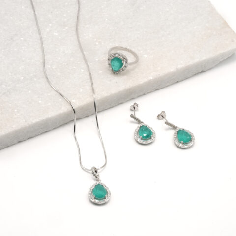 PREMIUM 925 SILVER EMERELD STONE PENDANT SET WITH RING - SIZE 12