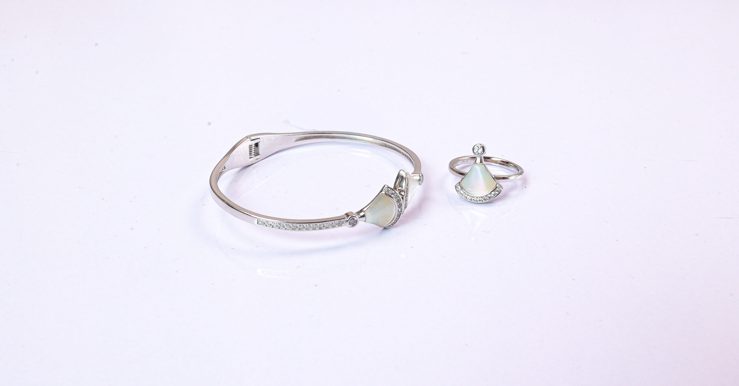 PREMIUM 925 SILVER EXCLUSIVE BRACELETE & RING WITH MOP