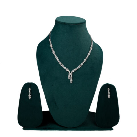 PREMIUM 925 SILVER MOP WITH BUGGATE STONE EXCLUSIVE NECKLESS WITH TOPS
