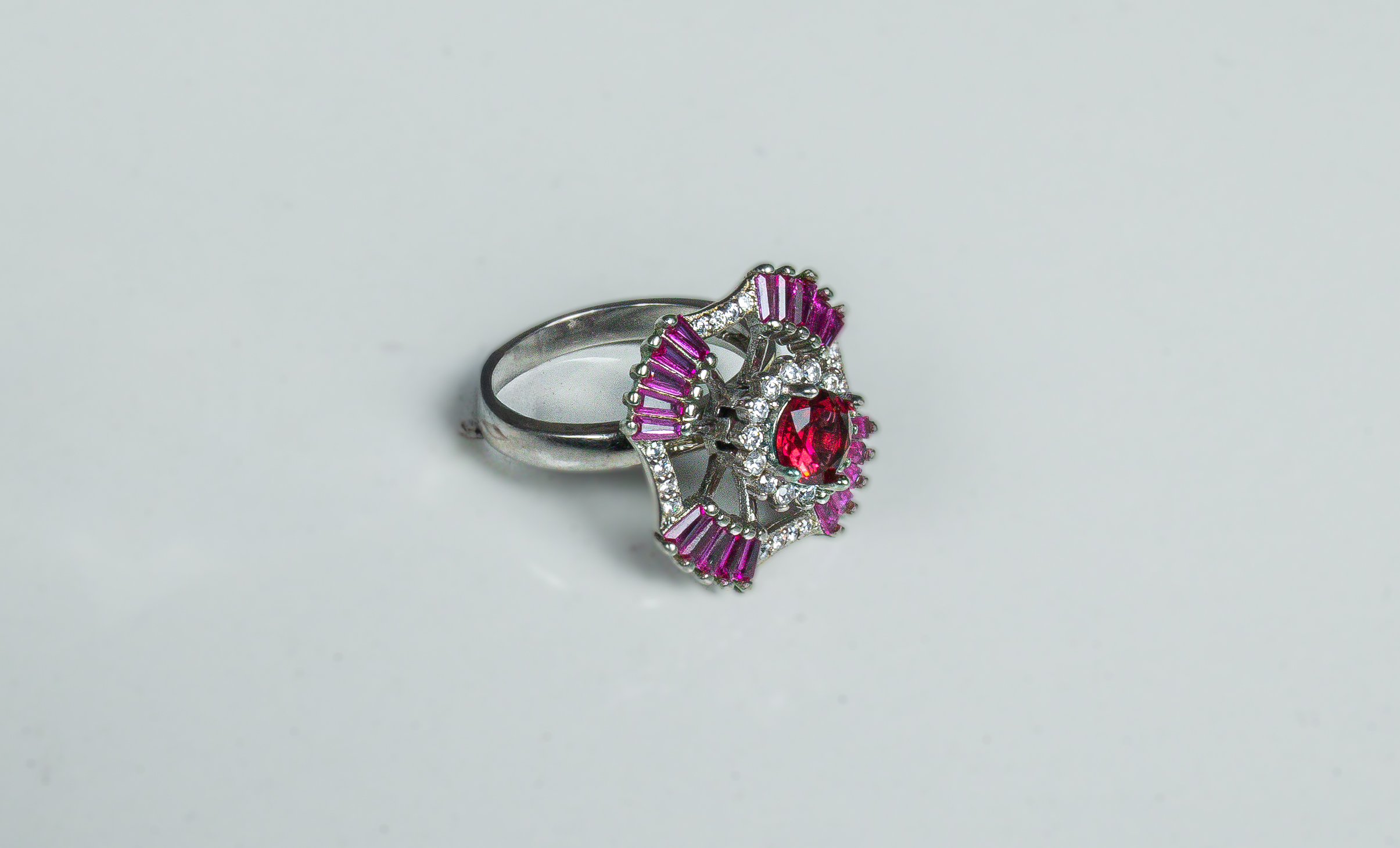PREMIUM 925 SILVER PINK STONE ROTATE RING - SIZE 11