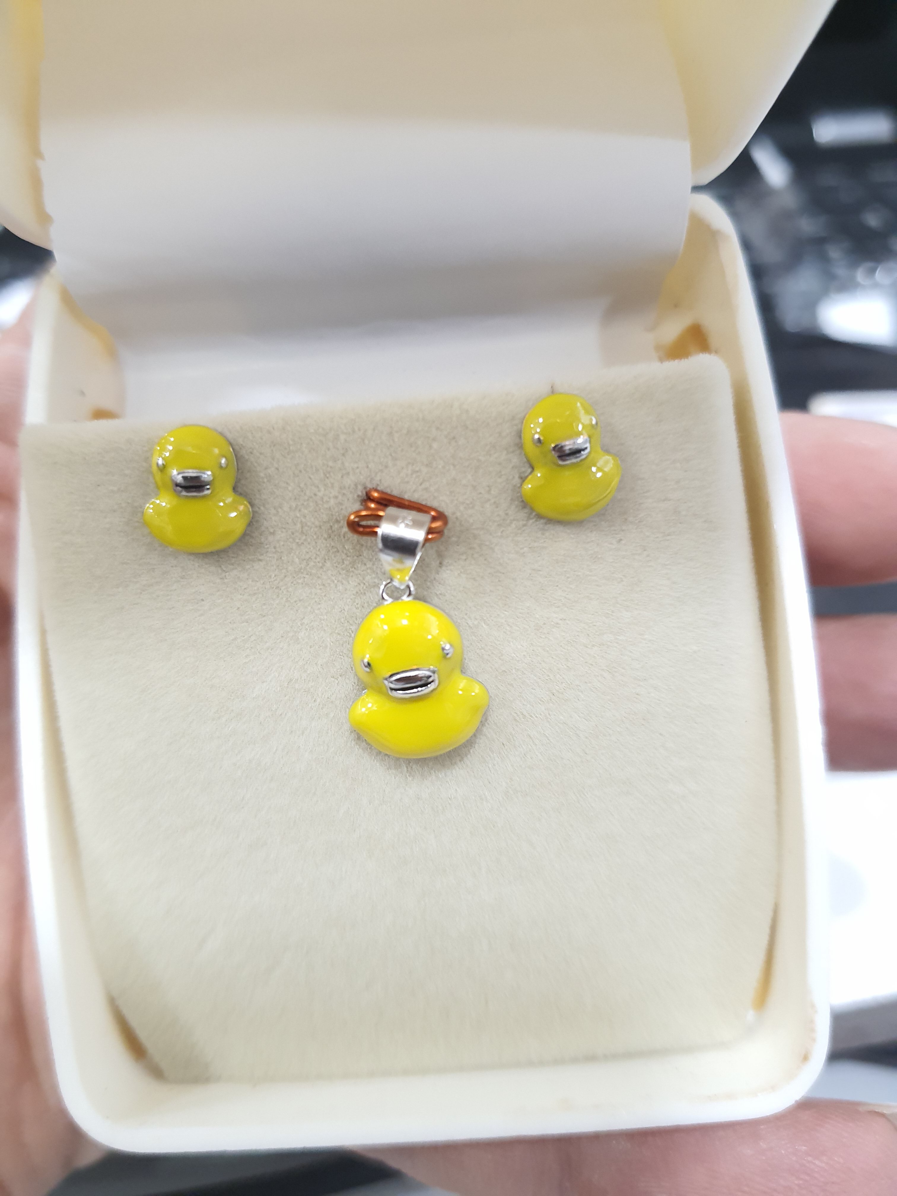 PREMIUM 925 SILVER SUNNY DUCKLING ENAMEL PENDANT SET - Image 5